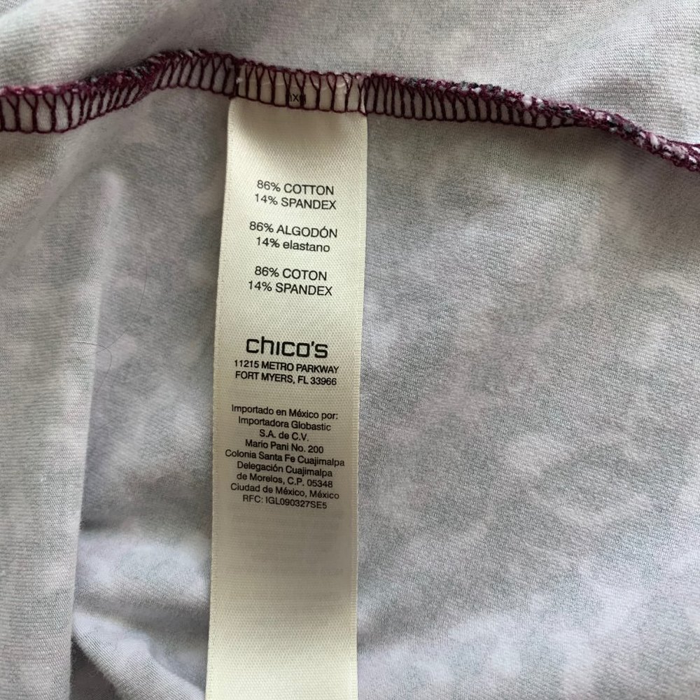 Chico's Weekend Active Wear Burgundy Abstract Zip - Picture 7 of 8